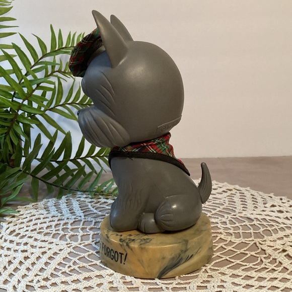 Vintage Dakin Scottish Terrier Dressed In Tartan Plaid - Picture 10 of 13